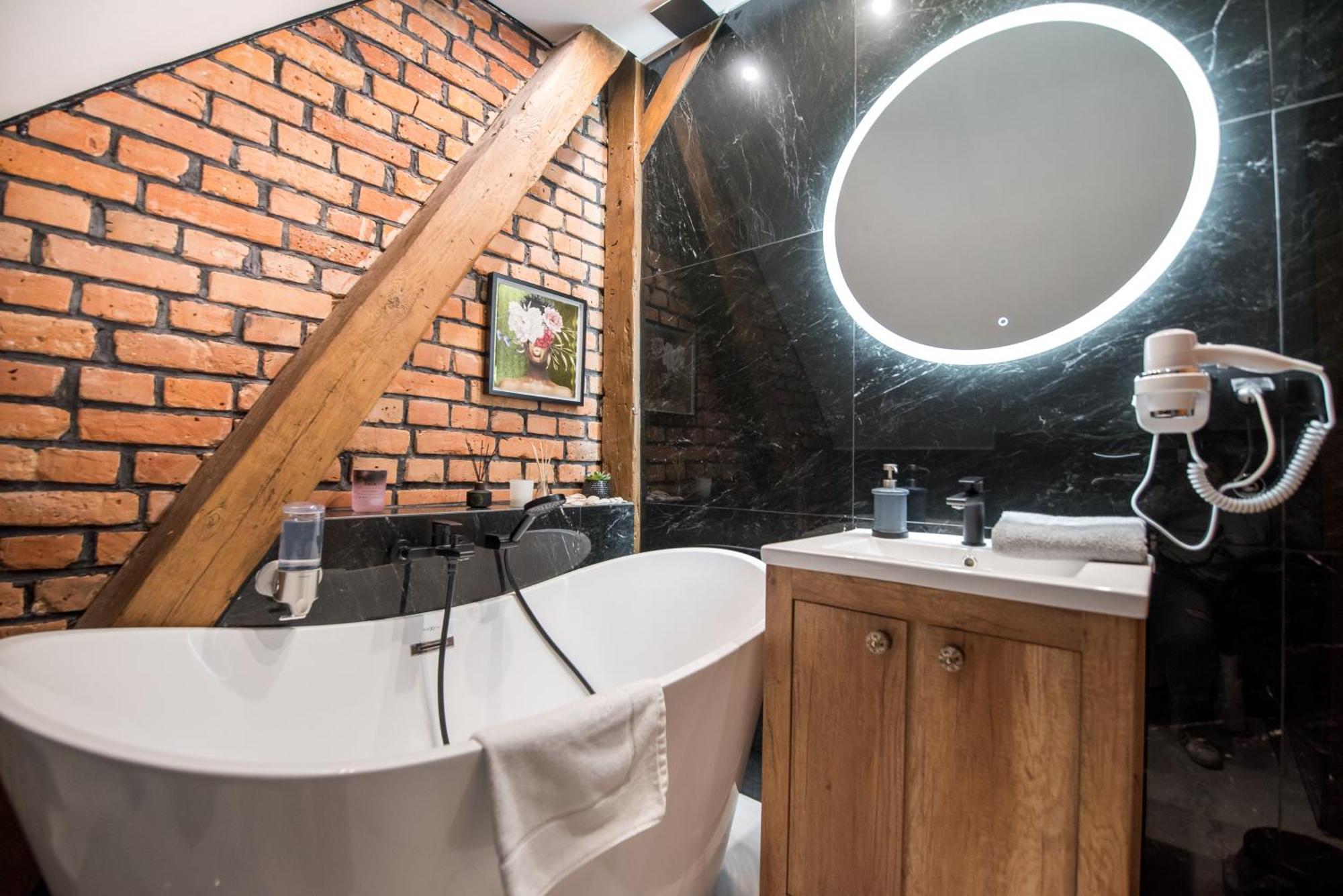 Przytulny Apartament Z Wieza Gliwice Exterior foto